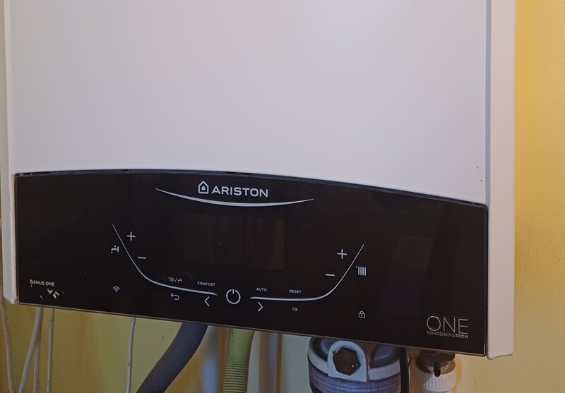 Centrala termica Ariston